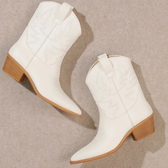 MIIM Claire White Vegan Leather Festival Embroidered Low Cowboy Bootie Size 7 - Picture 4 of 6